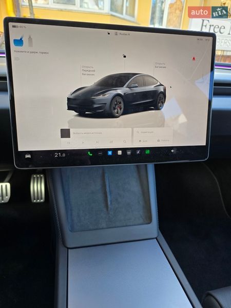 Седан Tesla Model 3 2024 в Киеве