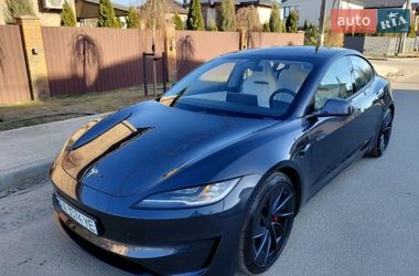Седан Tesla Model 3 2024 в Києві