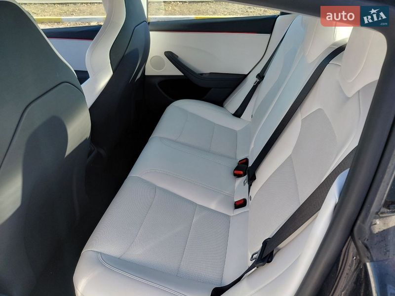 Седан Tesla Model 3 2024 в Києві фото 6 Седан Tesla Model 3 2024 в Києві