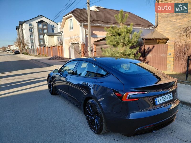 Седан Tesla Model 3 2024 в Києві фото 3 Седан Tesla Model 3 2024 в Києві