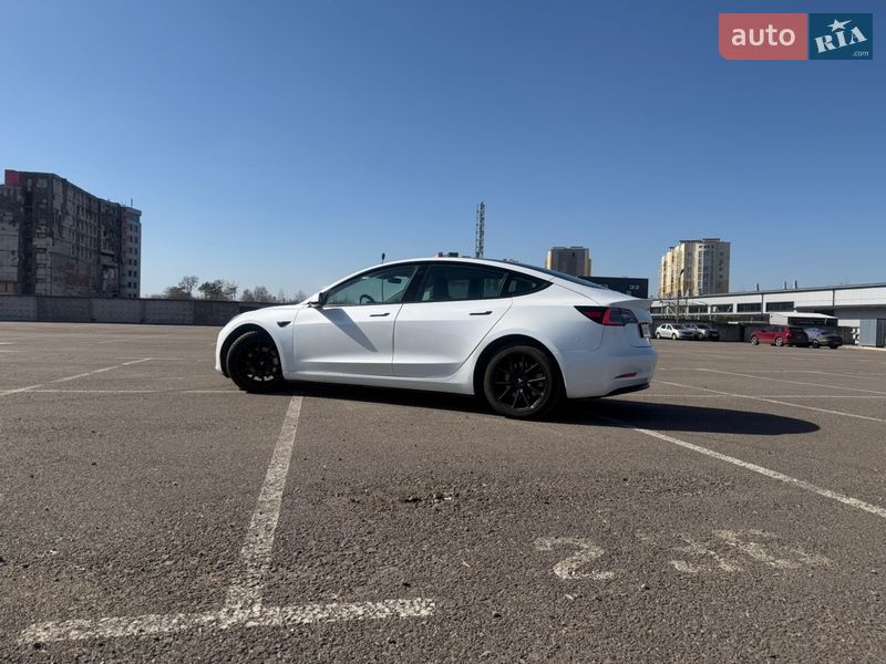 Седан Tesla Model 3 2022 в Києві фото 10 Седан Tesla Model 3 2022 в Києві