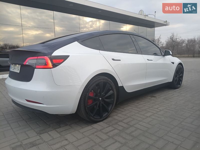 Седан Tesla Model 3 2019 в Запоріжжі фото 11 Седан Tesla Model 3 2019 в Запоріжжі
