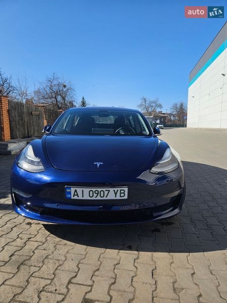Седан Tesla Model 3 2018 в Киеве
