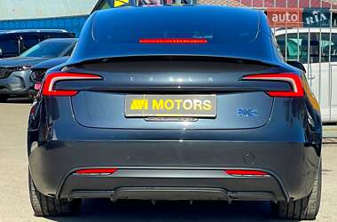 Седан Tesla Model 3 2024 в Киеве