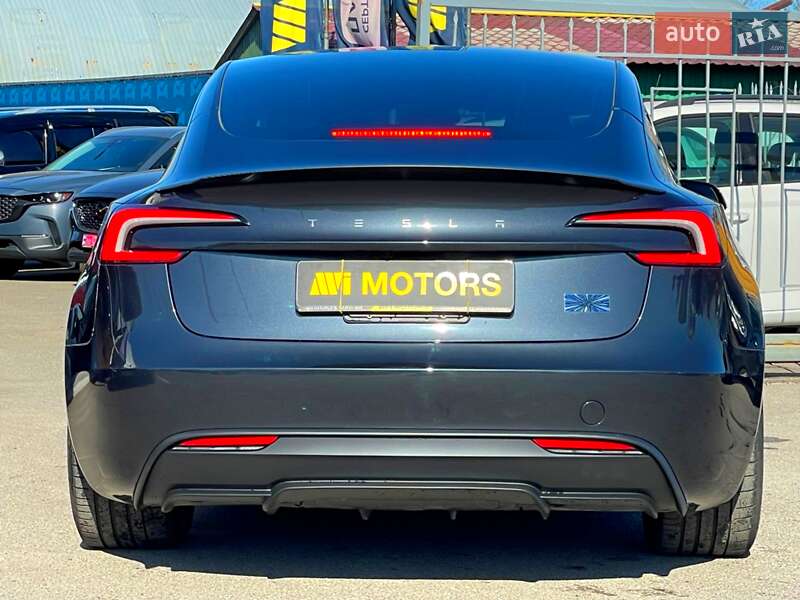 Седан Tesla Model 3 2024 в Киеве фото 23 Седан Tesla Model 3 2024 в Киеве