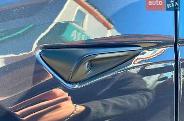 Седан Tesla Model 3 2024 в Киеве
