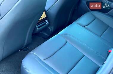 Седан Tesla Model 3 2024 в Києві фото 55 Седан Tesla Model 3 2024 в Києві