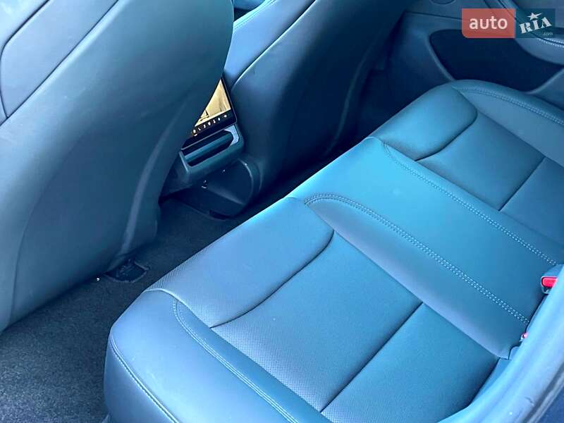 Седан Tesla Model 3 2024 в Києві фото 55 Седан Tesla Model 3 2024 в Києві