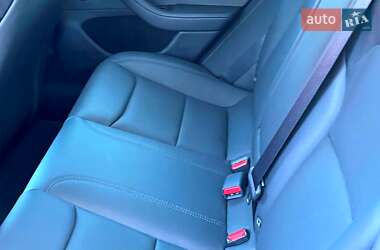 Седан Tesla Model 3 2024 в Києві фото 56 Седан Tesla Model 3 2024 в Києві