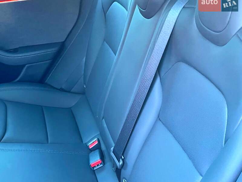 Седан Tesla Model 3 2024 в Києві фото 57 Седан Tesla Model 3 2024 в Києві