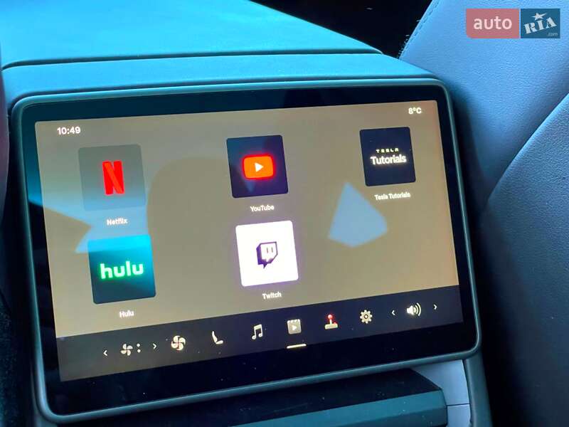 Седан Tesla Model 3 2024 в Киеве фото 69 Седан Tesla Model 3 2024 в Киеве