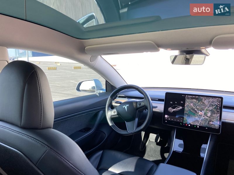 Седан Tesla Model 3 2018 в Львове фото 8 Седан Tesla Model 3 2018 в Львове