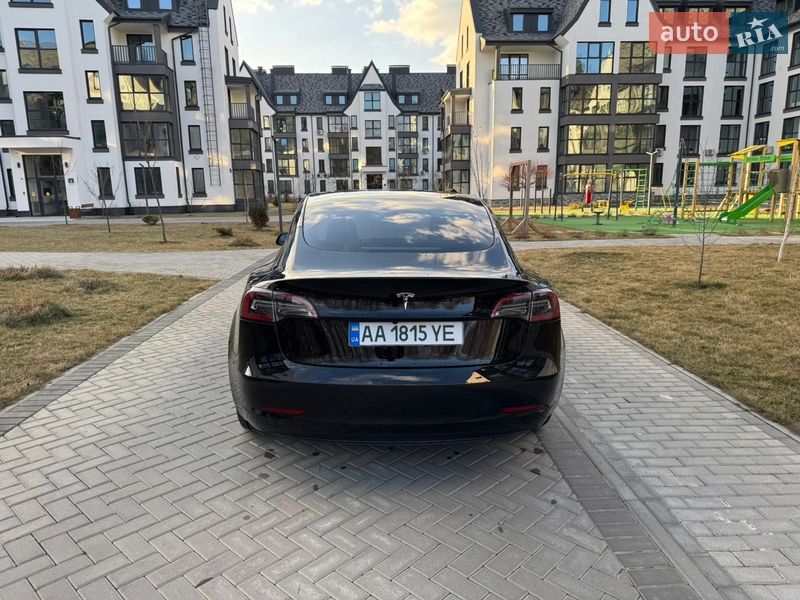 Седан Tesla Model 3 2023 в Киеве фото 4 Седан Tesla Model 3 2023 в Киеве