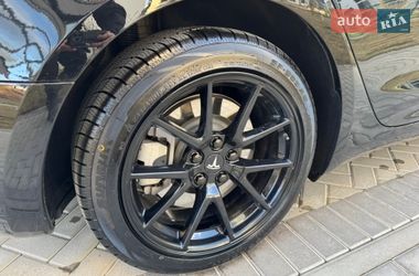 Седан Tesla Model 3 2023 в Киеве