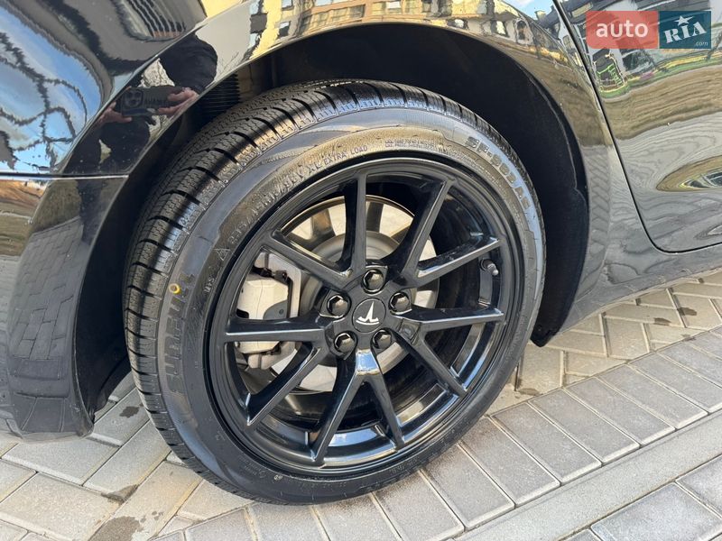 Седан Tesla Model 3 2023 в Киеве фото 13 Седан Tesla Model 3 2023 в Киеве
