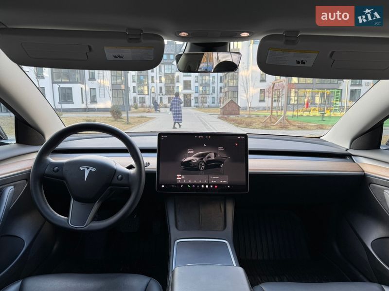 Седан Tesla Model 3 2023 в Киеве фото 19 Седан Tesla Model 3 2023 в Киеве