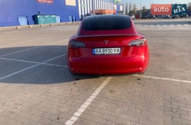 Седан Tesla Model 3 2022 в Виннице