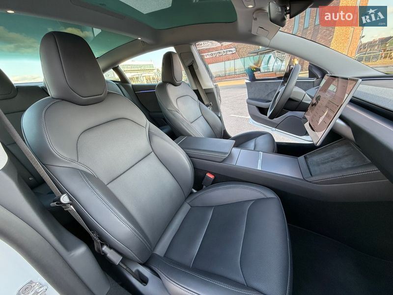 Седан Tesla Model 3 2024 в Києві фото 27 Седан Tesla Model 3 2024 в Києві