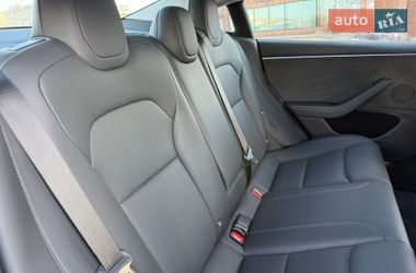 Седан Tesla Model 3 2024 в Киеве