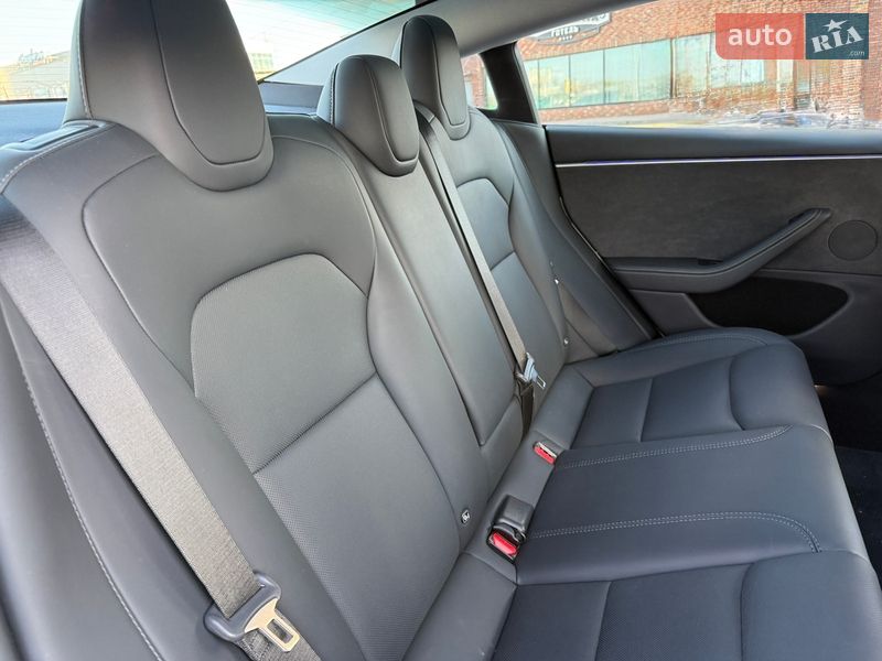 Седан Tesla Model 3 2024 в Києві фото 31 Седан Tesla Model 3 2024 в Києві