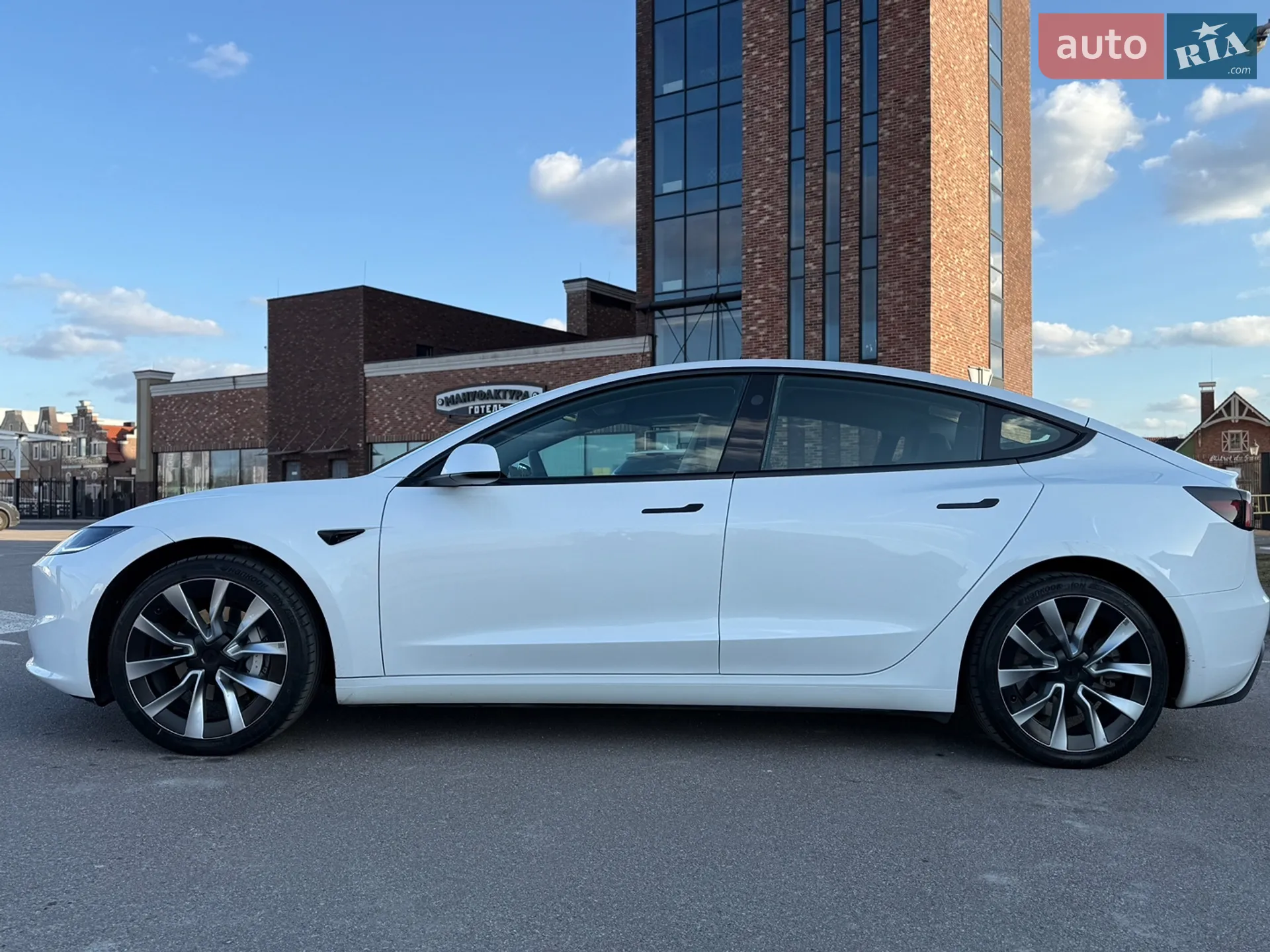 2024 Tesla Model 3 - мініатюра 13