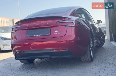 Седан Tesla Model 3 2024 в Ивано-Франковске