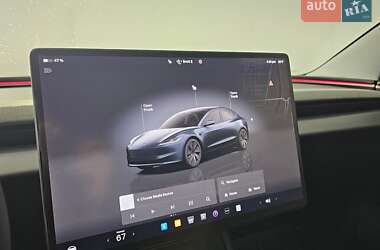 Седан Tesla Model 3 2025 в Львове