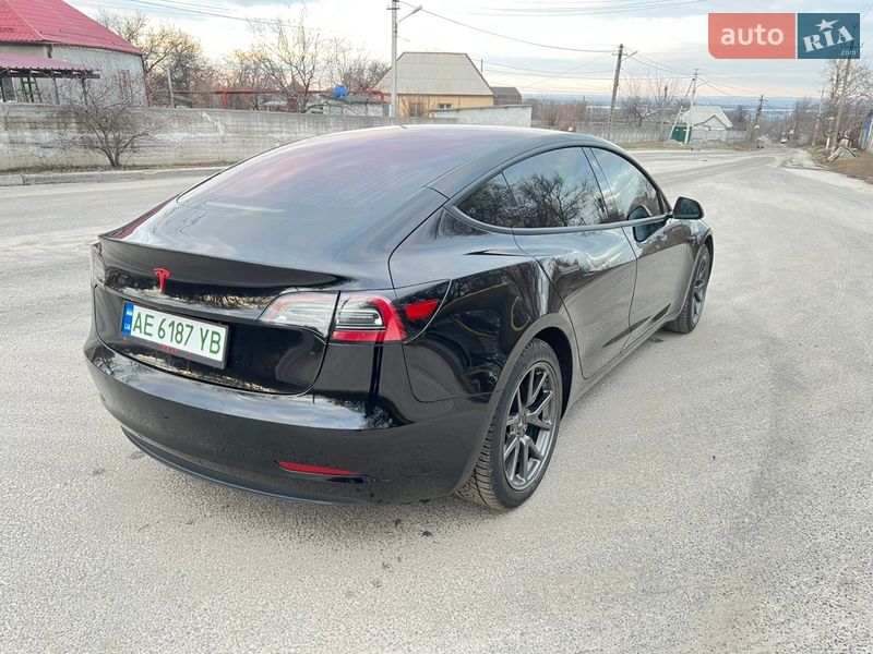 Седан Tesla Model 3 2019 в Дніпрі