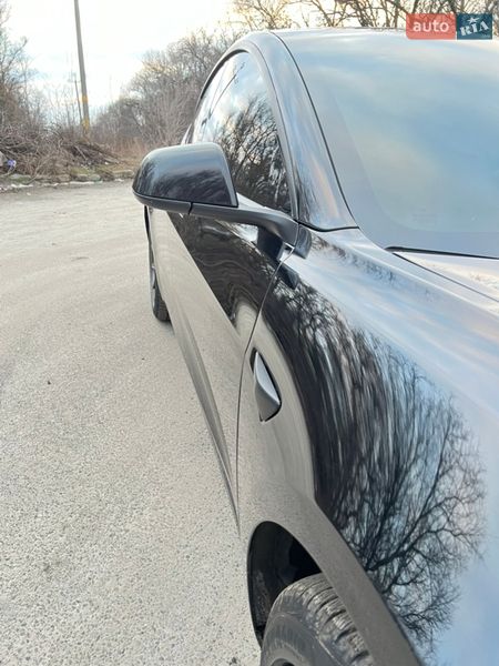 Седан Tesla Model 3 2019 в Дніпрі