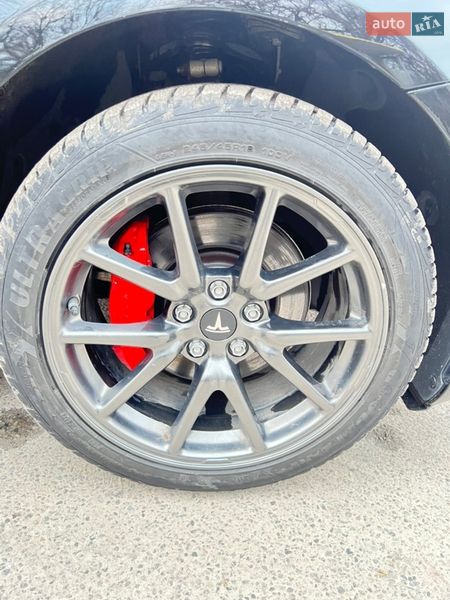 Седан Tesla Model 3 2019 в Дніпрі