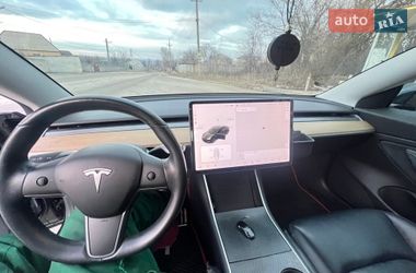 Седан Tesla Model 3 2019 в Днепре
