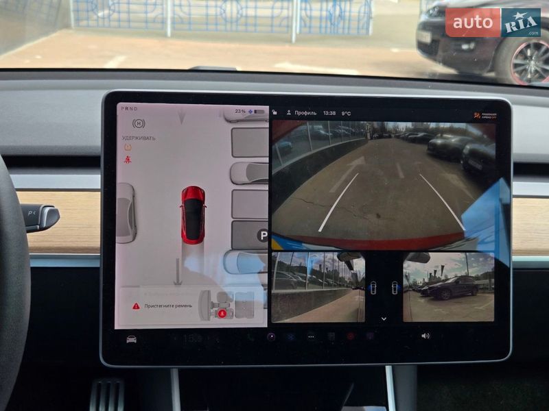 Седан Tesla Model 3 2019 в Киеве