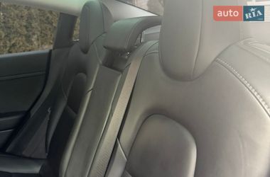 Седан Tesla Model 3 2022 в Киеве