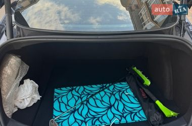 Седан Tesla Model 3 2022 в Киеве