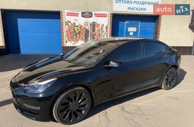 Седан Tesla Model 3 2023 в Киеве