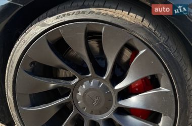 Седан Tesla Model 3 2023 в Киеве