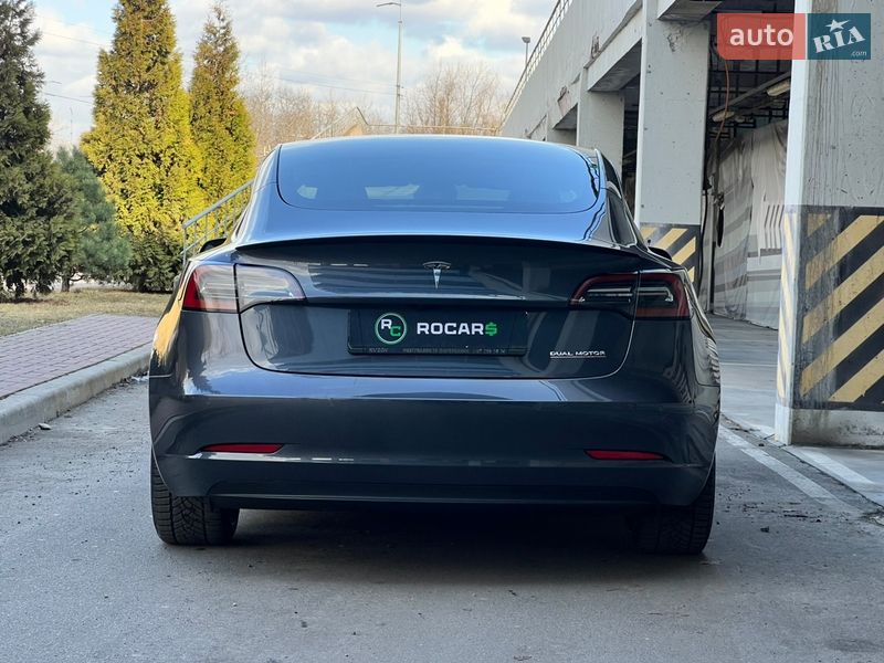 Седан Tesla Model 3 2021 в Киеве фото 15 Седан Tesla Model 3 2021 в Киеве