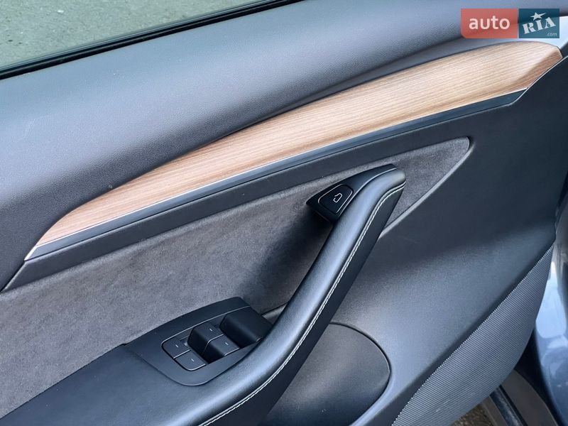 Седан Tesla Model 3 2021 в Киеве фото 28 Седан Tesla Model 3 2021 в Киеве