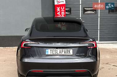 Седан Tesla Model 3 2024 в Киеве