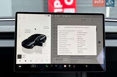 Седан Tesla Model 3 2024 в Киеве