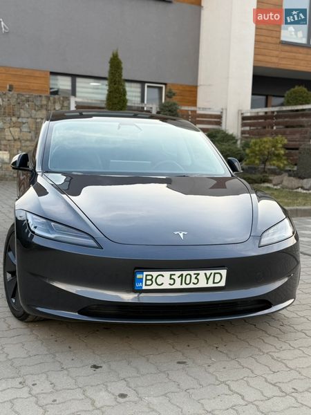 Седан Tesla Model 3 2024 в Стрию фото 18 Седан Tesla Model 3 2024 в Стрию