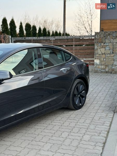 Седан Tesla Model 3 2024 в Стрию фото 9 Седан Tesla Model 3 2024 в Стрию
