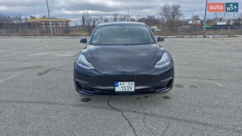 Седан Tesla Model 3 2019 в Запорожье