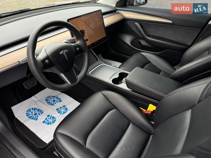 Седан Tesla Model 3 2023 в Умани фото 14 Седан Tesla Model 3 2023 в Умани