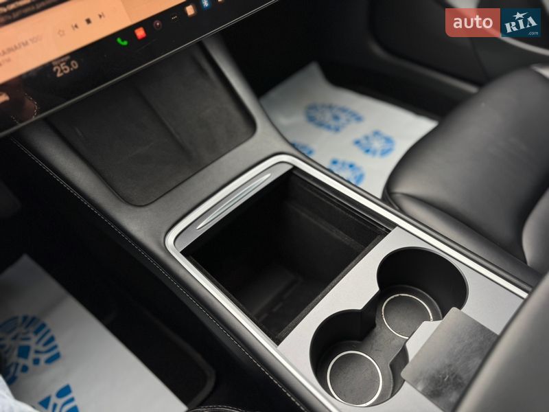 Седан Tesla Model 3 2023 в Умани фото 44 Седан Tesla Model 3 2023 в Умани