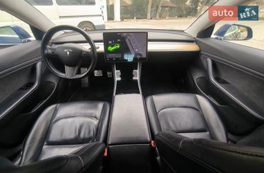 Седан Tesla Model 3 2017 в Одессе