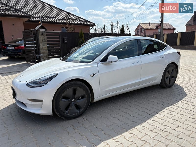 Седан Tesla Model 3 2020 в Хмельницькому фото 9 Седан Tesla Model 3 2020 в Хмельницькому