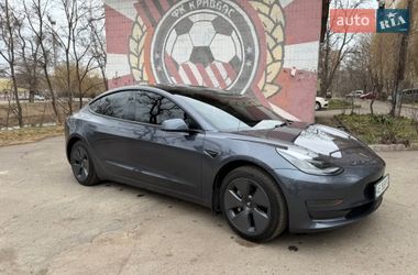Седан Tesla Model 3 2023 в Кривом Роге