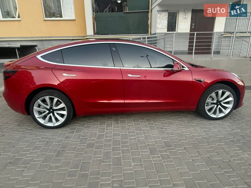 Седан Tesla Model 3 2020 в Одесі фото 4 Седан Tesla Model 3 2020 в Одесі