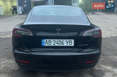 Седан Tesla Model 3 2019 в Виннице